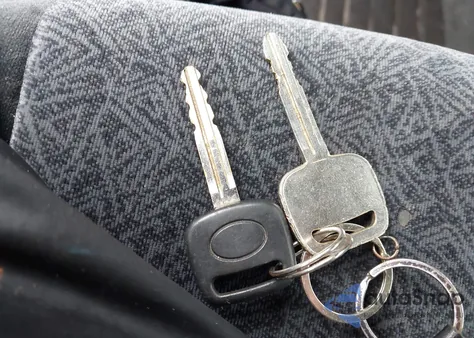 2001 Toyota Camry Solara Se z USA, uszkodzony, nr VIN 2T1CG22PX1C457582